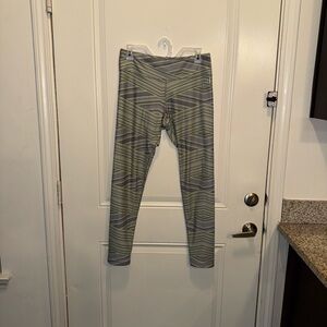 BCG women’s Leggings in Gray and Green